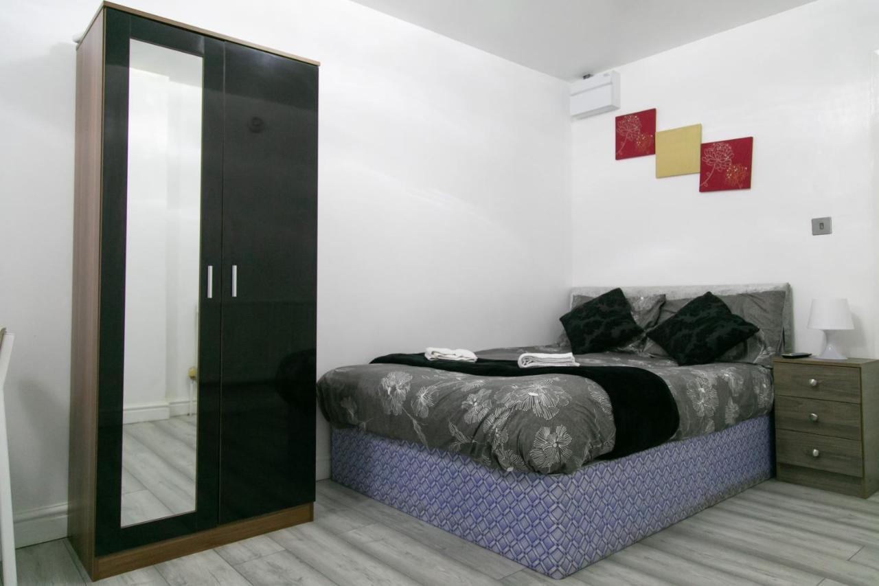 Cheetham Hills Apartments แมนเชสเตอร์ ภายนอก รูปภาพ