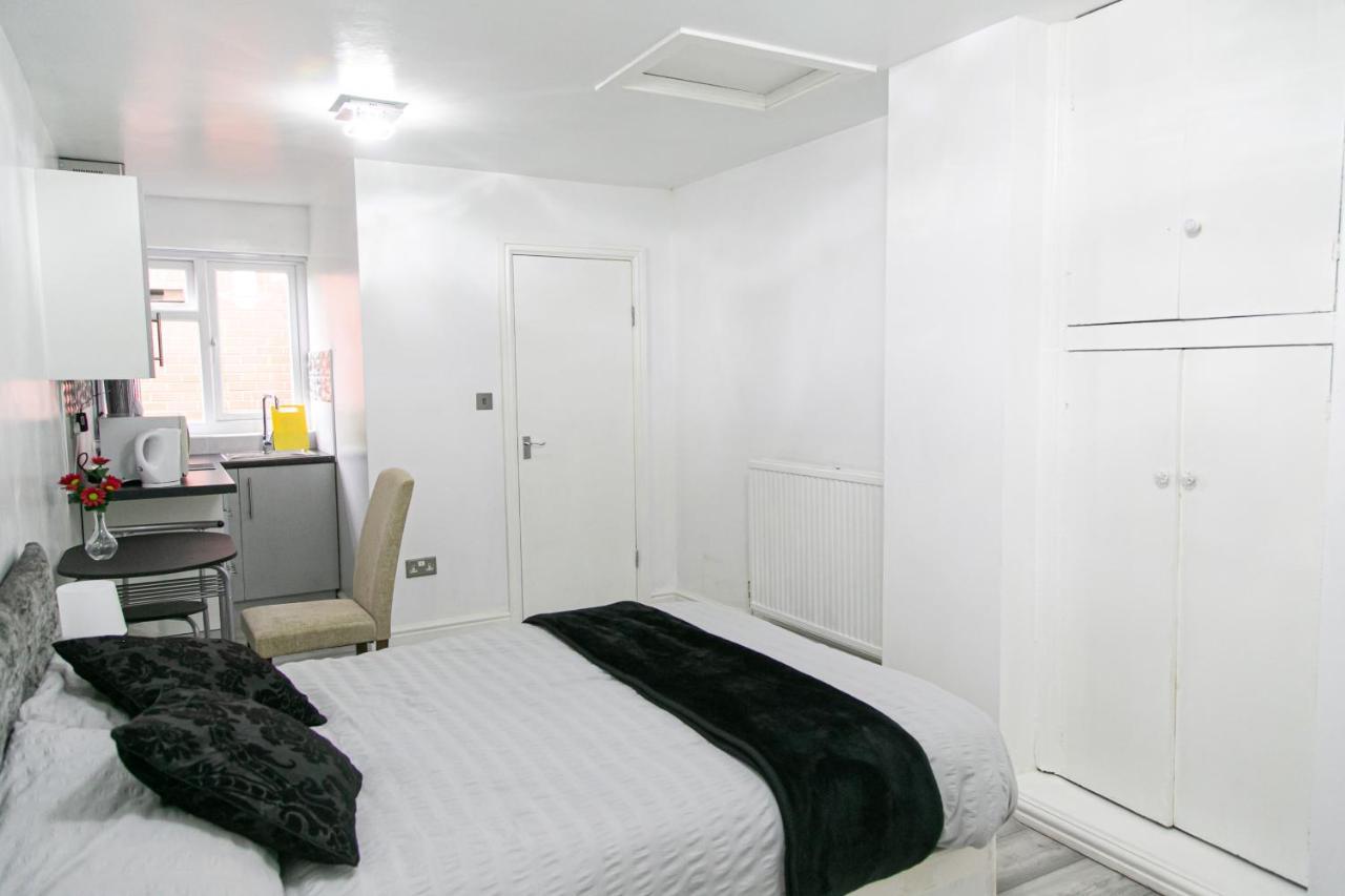 Cheetham Hills Apartments แมนเชสเตอร์ ภายนอก รูปภาพ