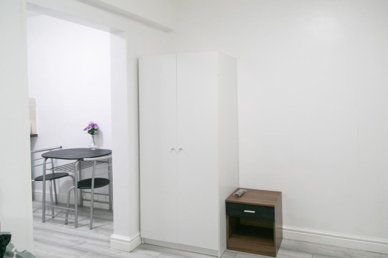 Cheetham Hills Apartments แมนเชสเตอร์ ภายนอก รูปภาพ