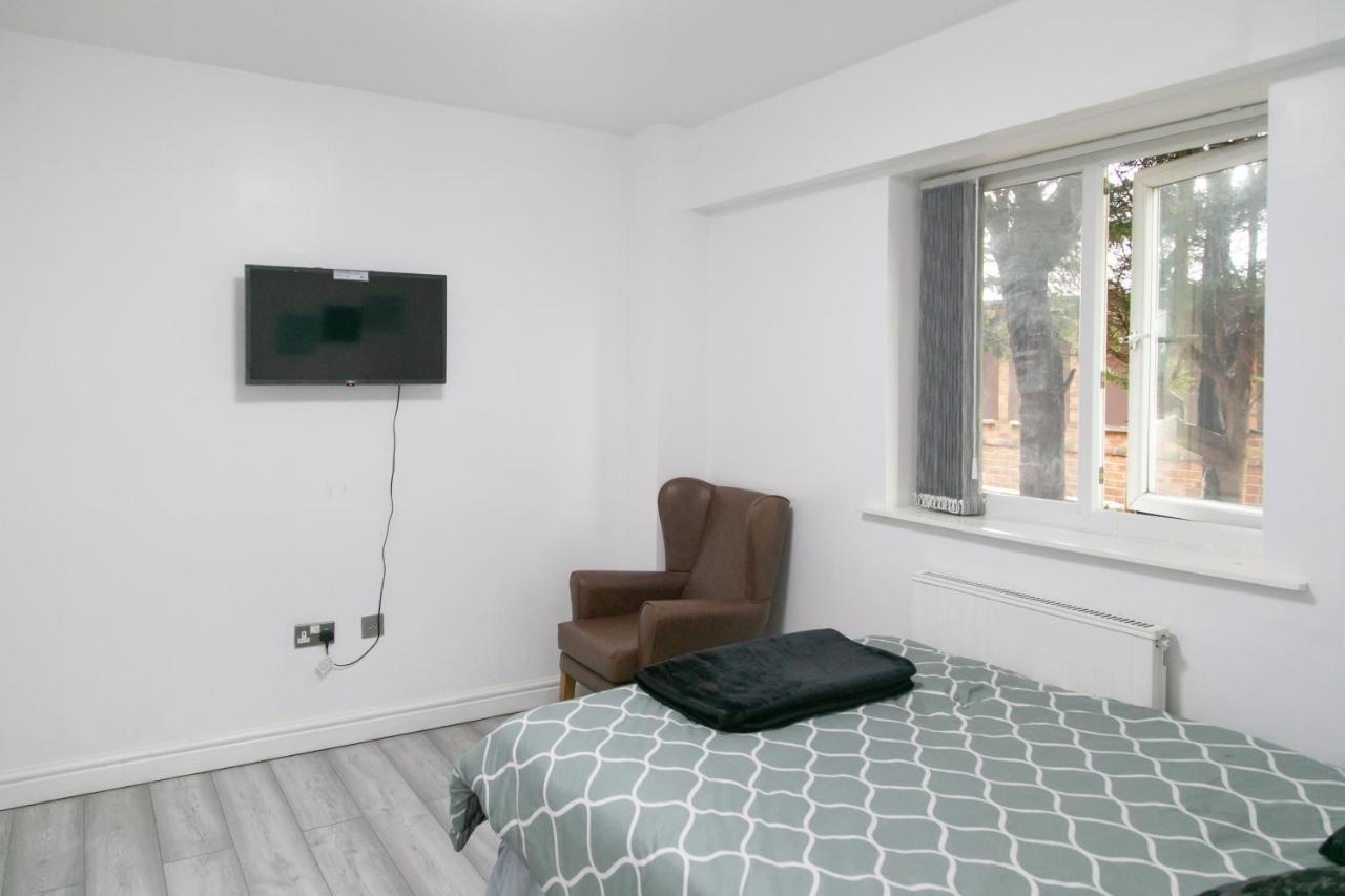 Cheetham Hills Apartments แมนเชสเตอร์ ภายนอก รูปภาพ