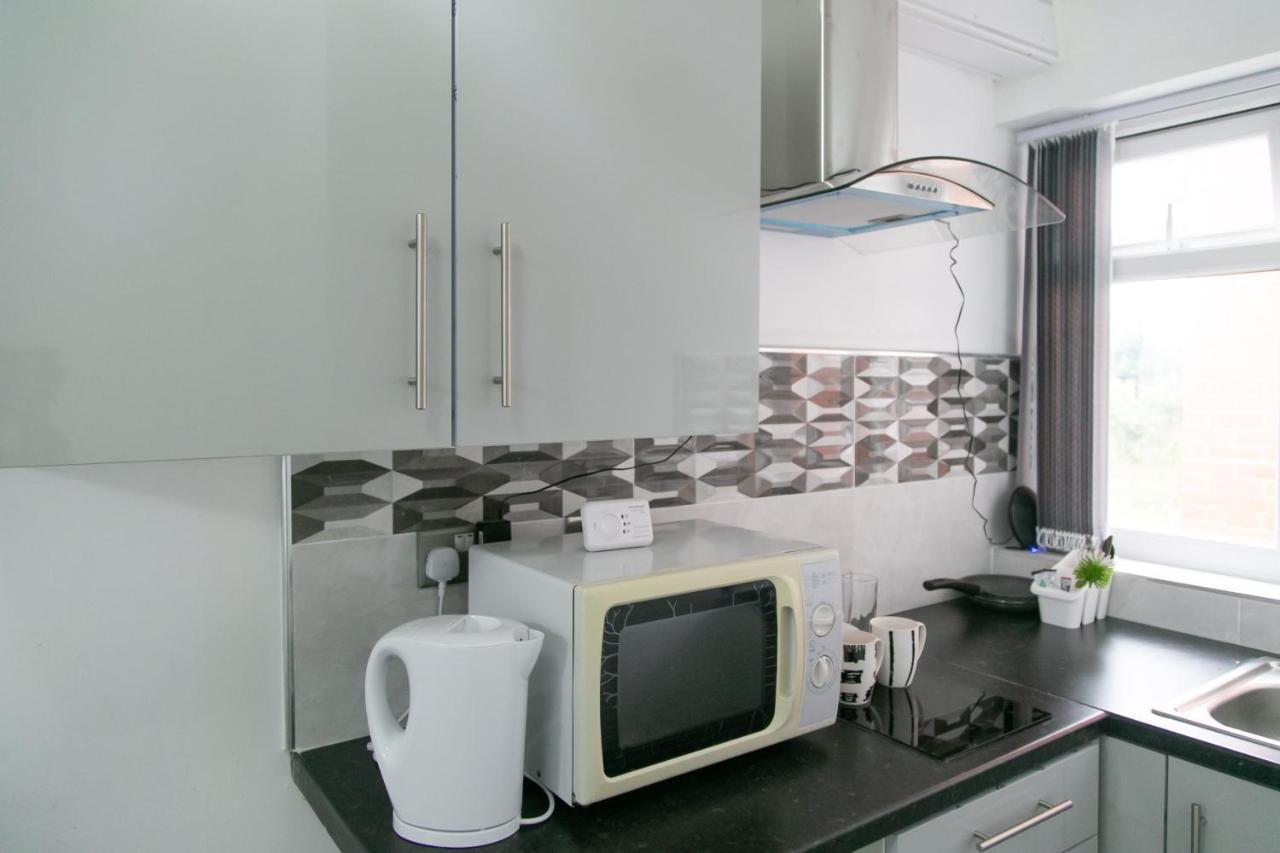 Cheetham Hills Apartments แมนเชสเตอร์ ภายนอก รูปภาพ